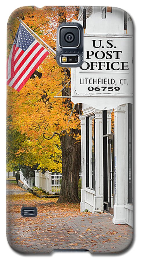 Litchfield Connecticut Galaxy S5 Case featuring the photograph Litchfield Connecticut by Bill Wakeley