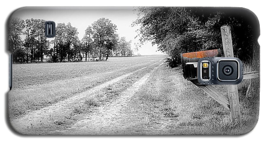 Rural Galaxy S5 Case featuring the photograph Long Way Home by Diane Enright