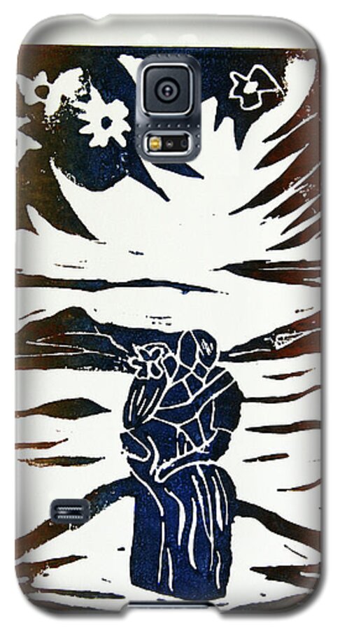 Lino Cut Galaxy S5 Case featuring the drawing Lovers - Lino Cut a la Gauguin by Christiane Schulze Art And Photography