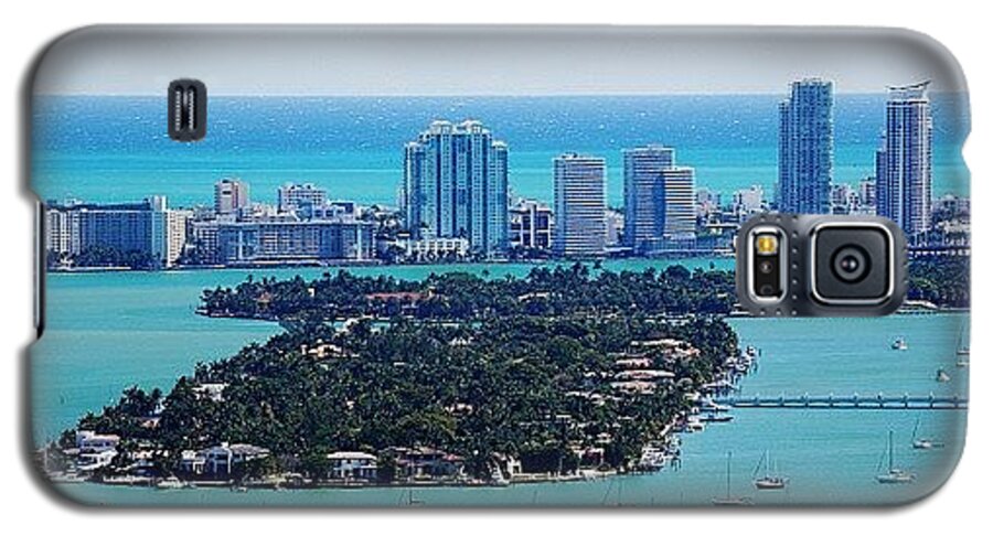 Skyporn Galaxy S5 Case featuring the photograph Miami Beach & Biscayne Bay by Joel Lopez