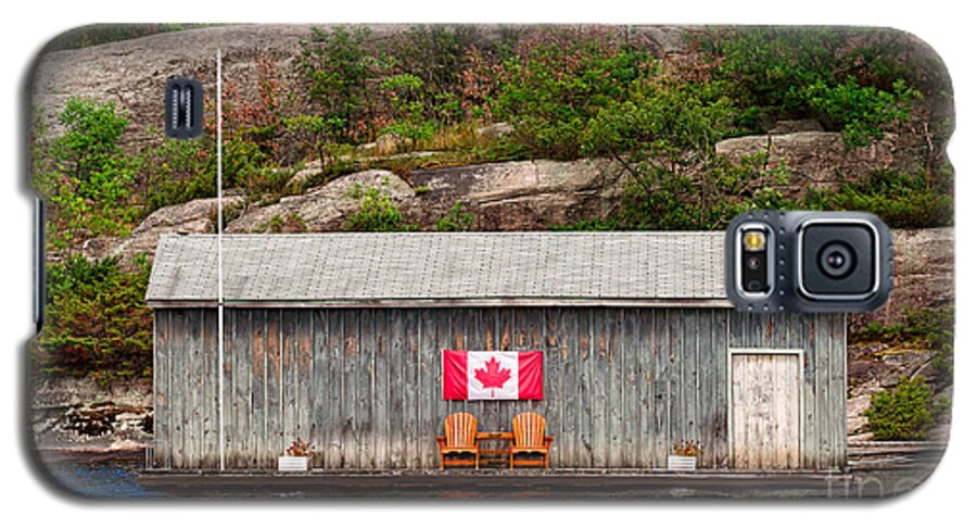 Boathouse Galaxy S5 Case featuring the photograph Old boathouse with two Muskoka chairs by Les Palenik