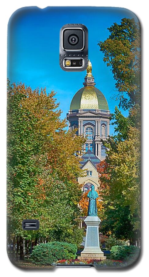 University Of Notre Dame Galaxy S5 Case featuring the photograph On the Campus of the University of Notre Dame by Mountain Dreams