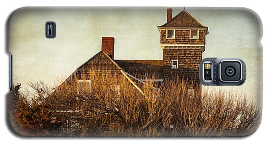 Sandy Hook Galaxy S5 Case featuring the photograph On the Hook by Debra Fedchin