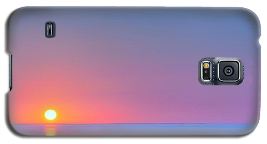 Sunset Galaxy S5 Case featuring the photograph On the Water by Bill Wakeley
