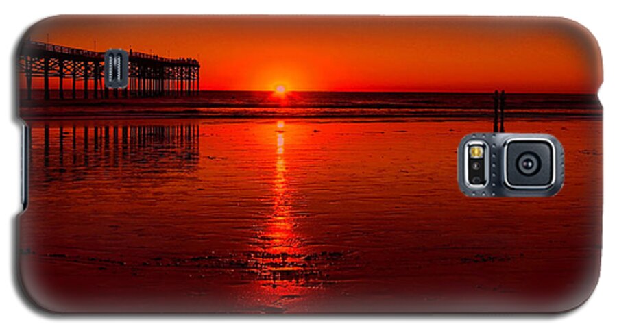 Sunset Galaxy S5 Case featuring the photograph Pacific beach Sunset by Tammy Espino