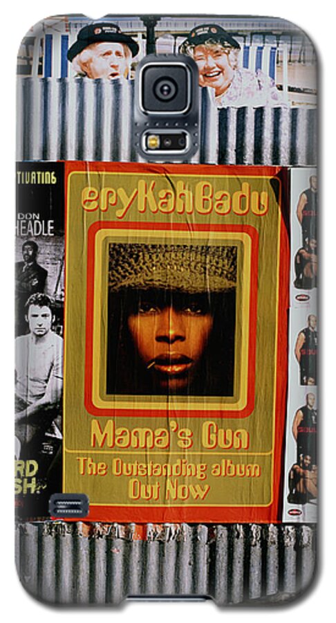 Street Photography Galaxy S5 Case featuring the photograph Queen Badu by Rebecca Harman
