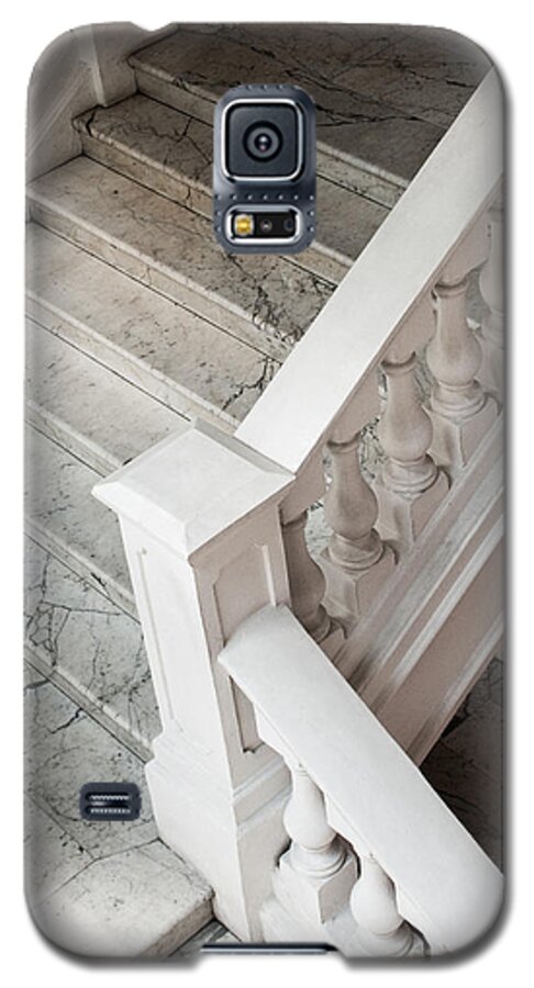 Singapore Galaxy S5 Case featuring the photograph Raffle's Hotel Marble Staircase by Rick Piper Photography