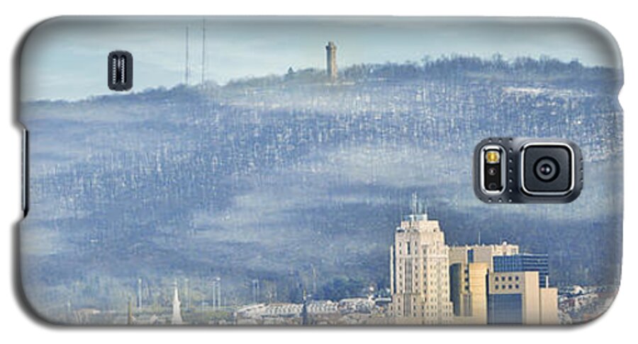 Reading Galaxy S5 Case featuring the photograph Reading Skyline by Trish Tritz
