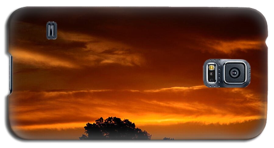 Landscape Galaxy S5 Case featuring the photograph Red Sunset by Mark Blauhoefer