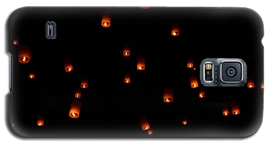 Rise Galaxy S5 Case featuring the photograph RISE Festival Lanterns 2014 horizontal Sky Only Number One by Heather Kirk