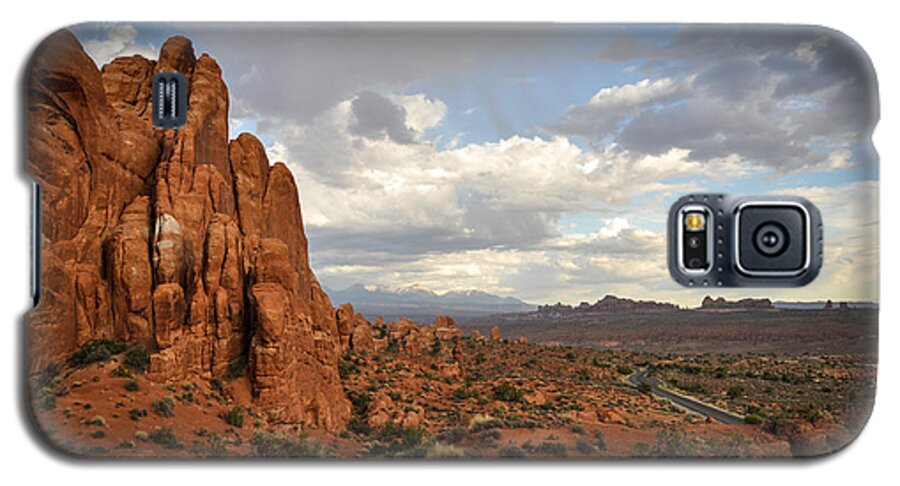 Highway Galaxy S5 Case featuring the photograph Road Trip by Cheryl McClure