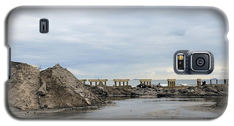 Rockaway Galaxy S5 Case featuring the photograph Rockaway Beach after Hurricane Sandy 4 by Maureen E Ritter
