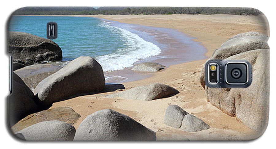 Rock Galaxy S5 Case featuring the photograph Rocks On The Beach by Jola Martysz