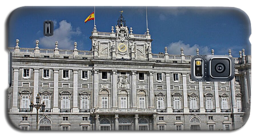 Royal Galaxy S5 Case featuring the photograph Royal Palace of Madrid by Farol Tomson