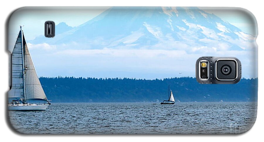 Mt. Rainier Galaxy S5 Case featuring the photograph Sailing in Mt. Rainier's shadow by LeLa Becker