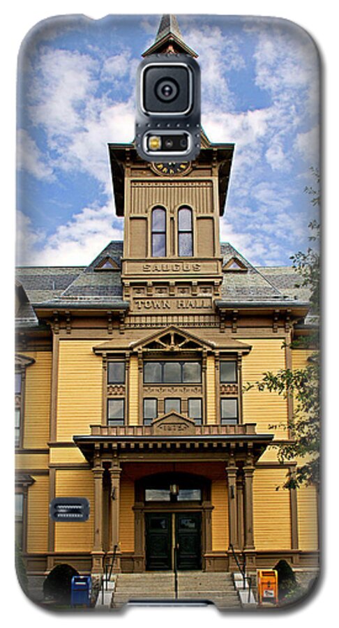 New England Galaxy S5 Case featuring the photograph Saugus Town Hall by Caroline Stella