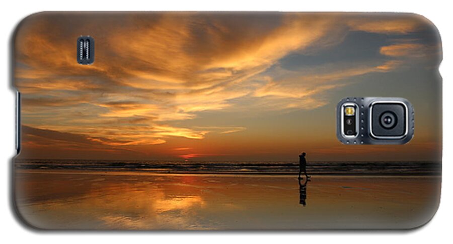 Sea Galaxy S5 Case featuring the photograph Seaside Reflections by Christy Pooschke