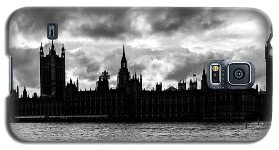 Bridge Galaxy S5 Case featuring the photograph Silhouette of Palace of Westminster and the Big Ben by Semmick Photo