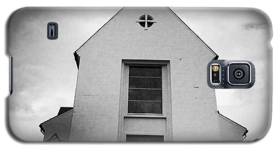 Skalholt Galaxy S5 Case featuring the photograph Skalholt cathedral Iceland Europe black and white by Matthias Hauser