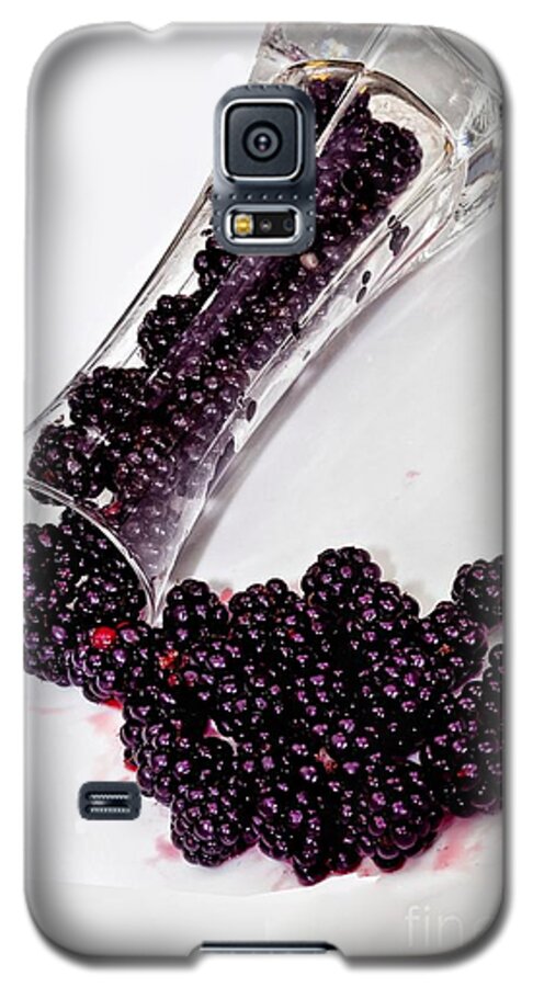 Black Galaxy S5 Case featuring the photograph Spilt BlackBerries by Shirley Mangini