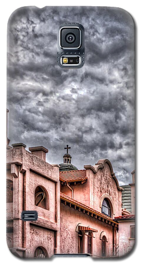 Arizona Galaxy S5 Case featuring the photograph St. Mary's Basilica by Izet Kapetanovic