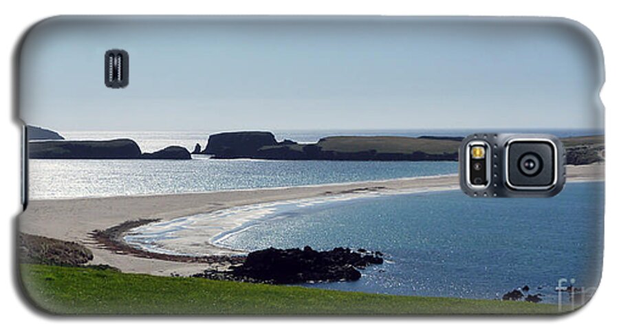 Shetland Isles Galaxy S5 Case featuring the photograph St Ninian's Isle Shetland by Lynn Bolt