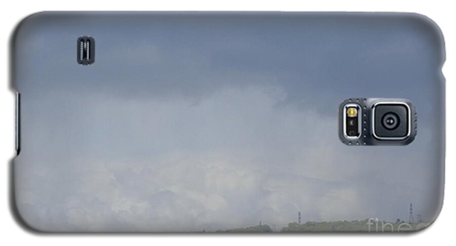 Storm Galaxy S5 Case featuring the photograph Storm's Coming by Christina Verdgeline