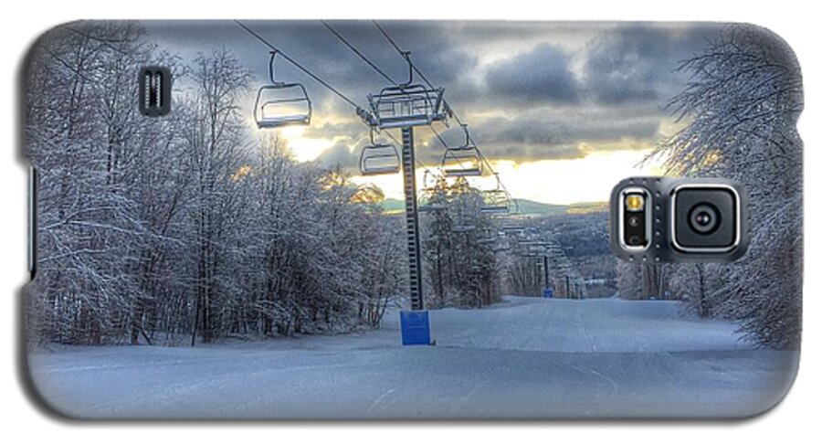 Okemo Galaxy S5 Case featuring the photograph Sunrise at Okemo Mountain by Pat Moore