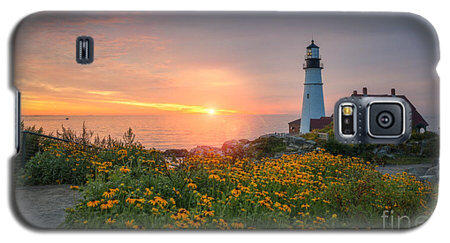 Portland Head Light Galaxy S5 Case featuring the photograph Sunrise Bliss at Portland Lighthouse by Michael Ver Sprill