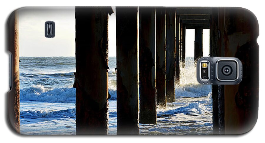 Sunrise Galaxy S5 Case featuring the photograph Sunwash at St. Johns Pier by Anthony Baatz