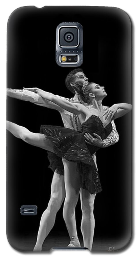 Hermitage Galaxy S5 Case featuring the photograph Swan Lake Black Adagio Russia by Clare Bambers