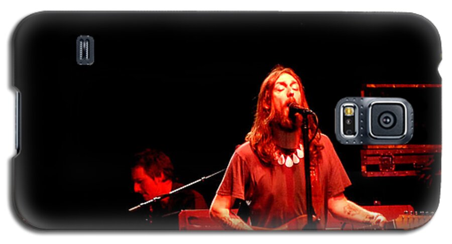 Black Crowes Galaxy S5 Case featuring the photograph The Black Crowes by Anjanette Douglas