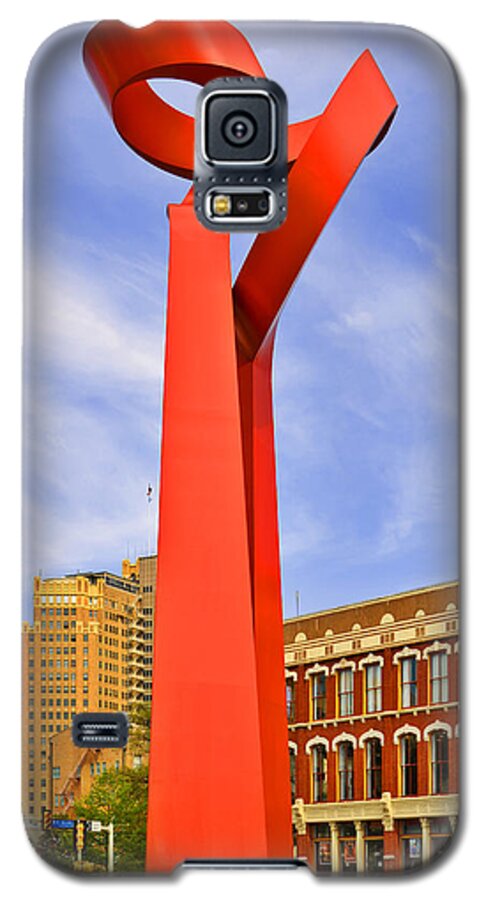 San Antonio Galaxy S5 Case featuring the photograph The Torch of Friendship by Alexandra Till