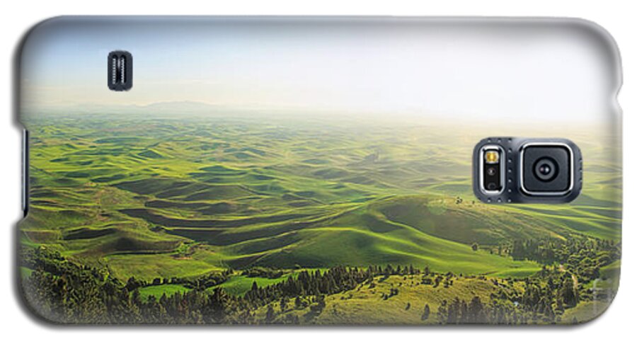 Morning Sun Galaxy S5 Case featuring the photograph The View - Palouse Country by Beve Brown-Clark Photography