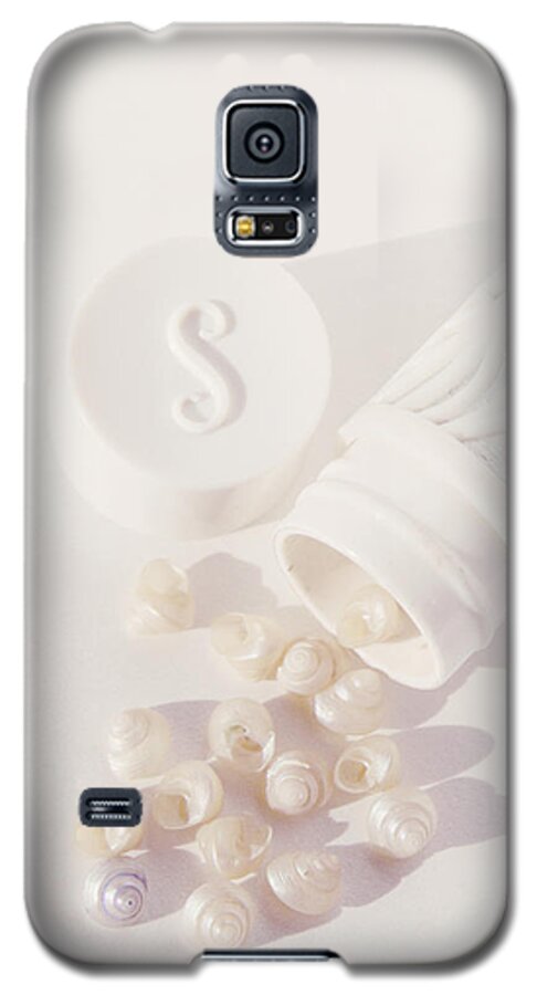 Sea Galaxy S5 Case featuring the photograph Tiny white seashells by Cindy Garber Iverson