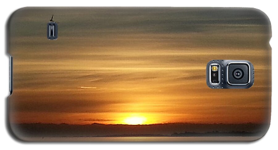 Water Galaxy S5 Case featuring the photograph Tranquil Morning View by Joetta Beauford