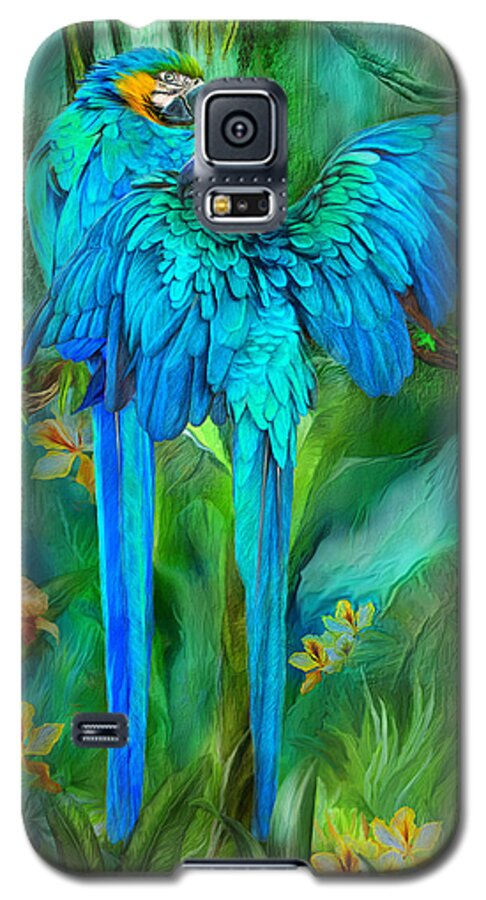 Macaw Galaxy S5 Case featuring the mixed media Tropic Spirits - Gold and Blue Macaws by Carol Cavalaris