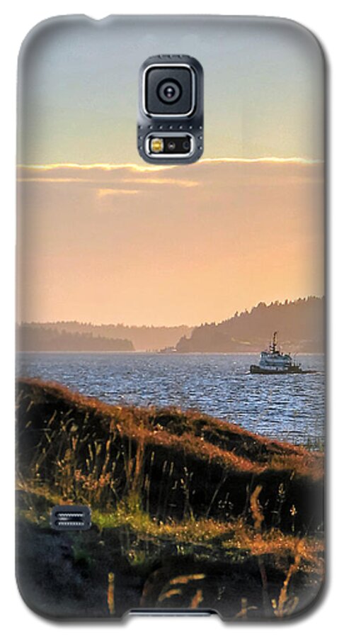 Chambers Creek Galaxy S5 Case featuring the photograph Tugboat Twilight - Chambers Bay Golf Course by Chris Anderson
