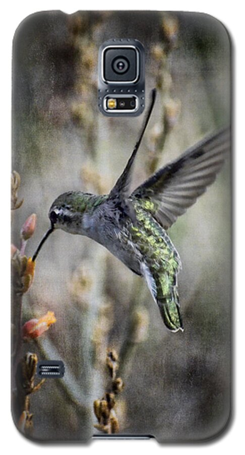 Hummingbird Galaxy S5 Case featuring the photograph Up in the Air by Saija Lehtonen
