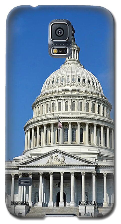 Usa Galaxy S5 Case featuring the photograph US Capitol Building by Shanna Hyatt