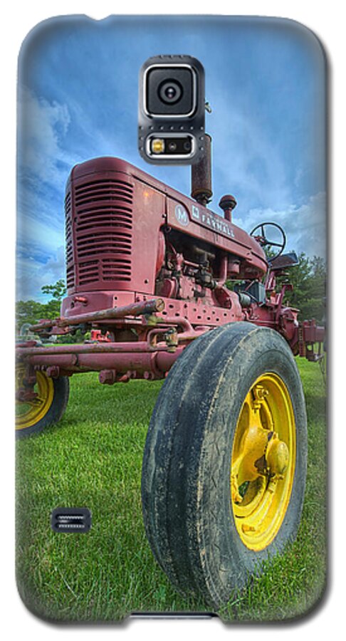 Tractor Galaxy S5 Case featuring the photograph Vintage Tractor by Jean-Pierre Ducondi