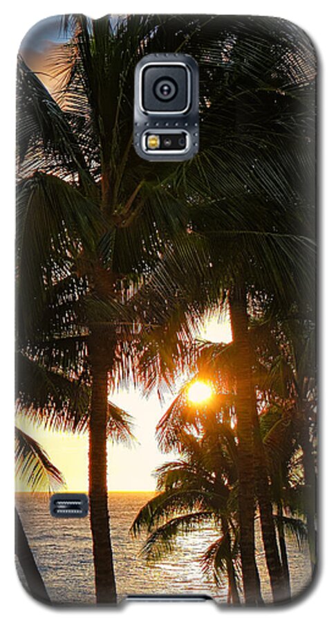 Hawaii Galaxy S5 Case featuring the photograph Waikoloa Palms by Lars Lentz