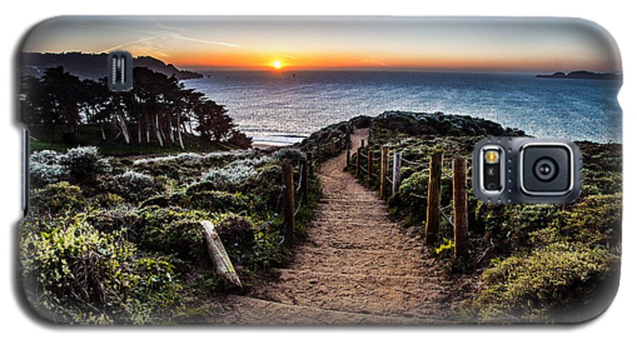Landscape Galaxy S5 Case featuring the photograph Walk to the Sunset by Steven Reed