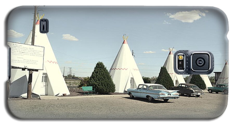 Route 66 Galaxy S5 Case featuring the photograph Wigwams in Arizona by Cat Rondeau