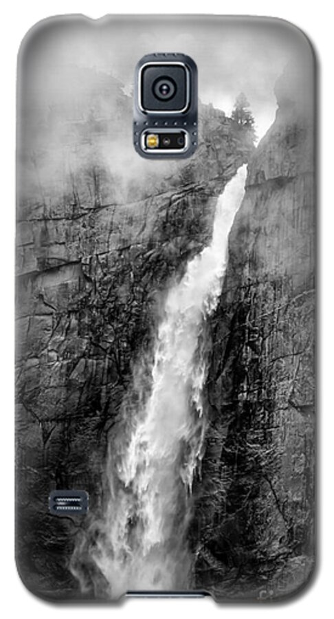 Yosemite Galaxy S5 Case featuring the photograph Yosemite Fall by Anthony Michael Bonafede