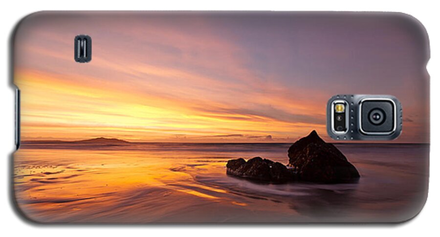 Seascape Galaxy S5 Case featuring the photograph Atomic Sunset by B Cash
