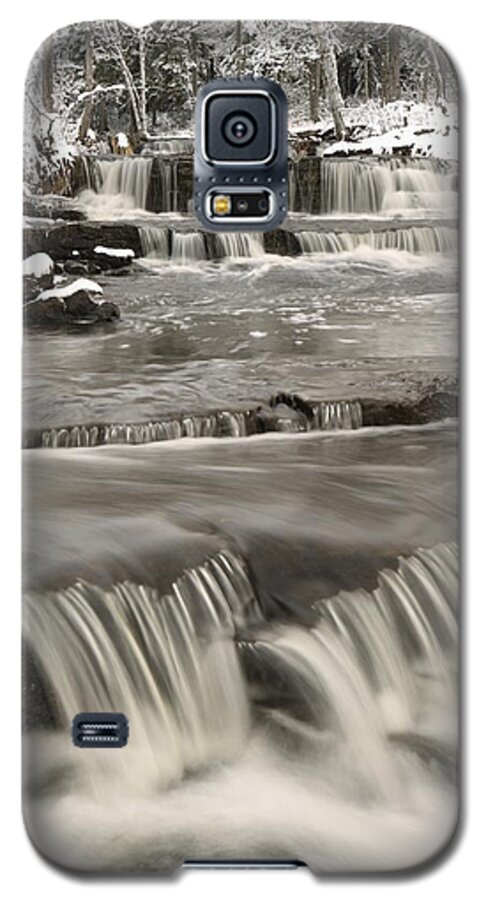 Cascade Galaxy S5 Case featuring the photograph Waterfalls With Fresh Snow Thunder Bay #1 by Susan Dykstra