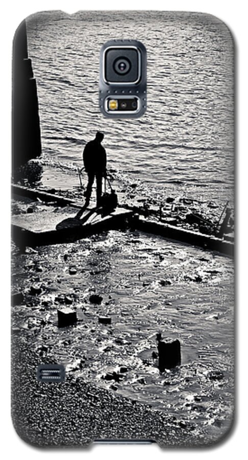 Lenny Carter Galaxy S5 Case featuring the photograph A Quiet Moment... by Lenny Carter