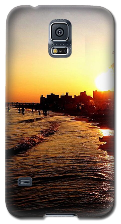 Beach Galaxy S5 Case featuring the photograph Beach Sunset - Coney Island - New York City by Vivienne Gucwa