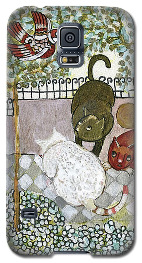 Alley Galaxy S5 Case featuring the painting Brown and white alley cats consider catching a bird in the green garden by Rachel Hershkovitz